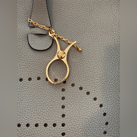 Hermés Filou Glove Clip/ bag charm Dore Rose New with Box and Bag and dust Bag - Picture 7 of 8